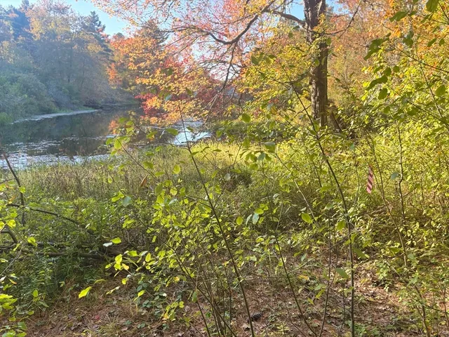 $165,000 | 9 Howarth Road, Oxford, MA 01540