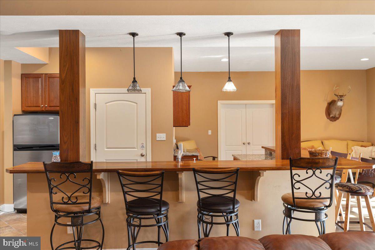 1406 Panhandle Road Bentonville, VA 22610 - Photo 61 of 118 Kitchen Bar