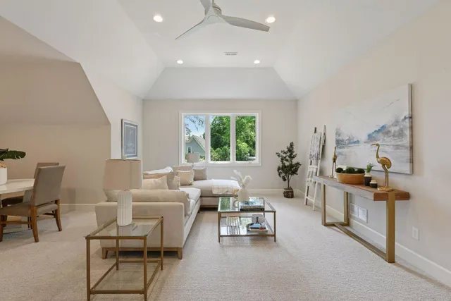 $14,995 | 2462 Lafayette Road, Minnetonka Beach, MN 55391