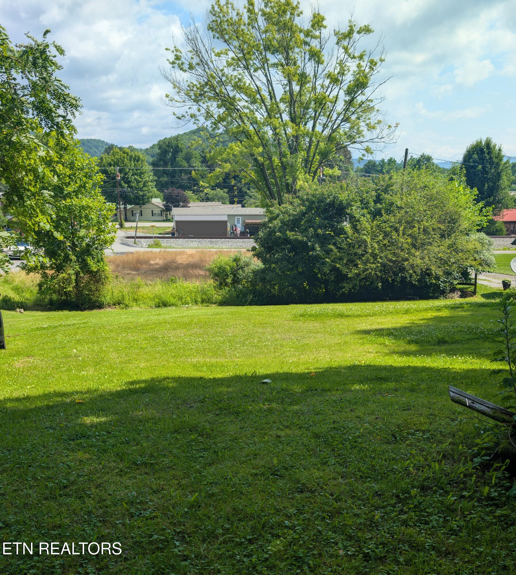 0 Bowling Road Middlesboro, KY 40965 - Photo 4 of 5 1000018296