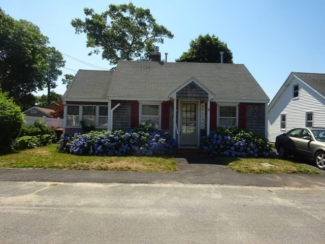 21 Vernal Street Wareham, MA 02571 - Photo 2 of 42