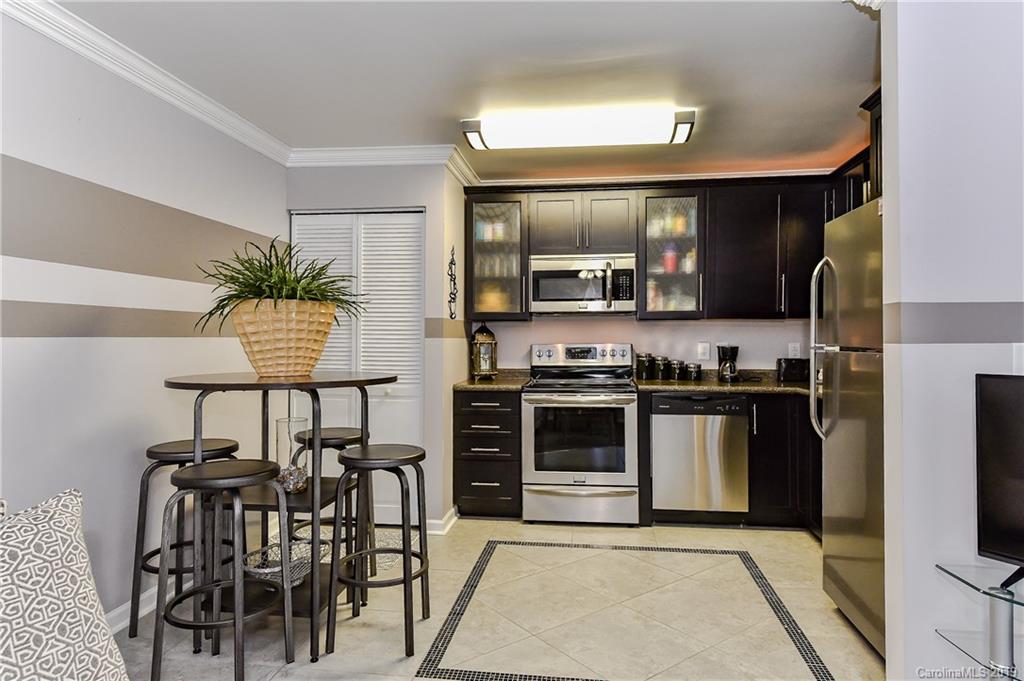 109 Stroupe Road, Unit F Gastonia, NC 28056 - Photo 5 of 18 Gallery Image 5