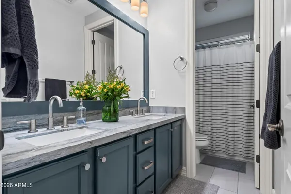 $1,100,000 | 1242 East Canary Drive, Gilbert, AZ 85297