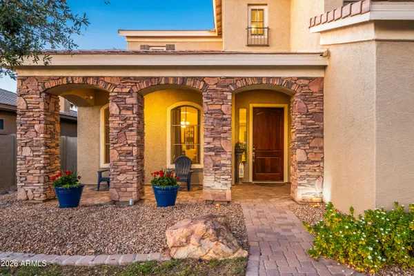 $999,000 | 1242 East Canary Drive, Gilbert, AZ 85297