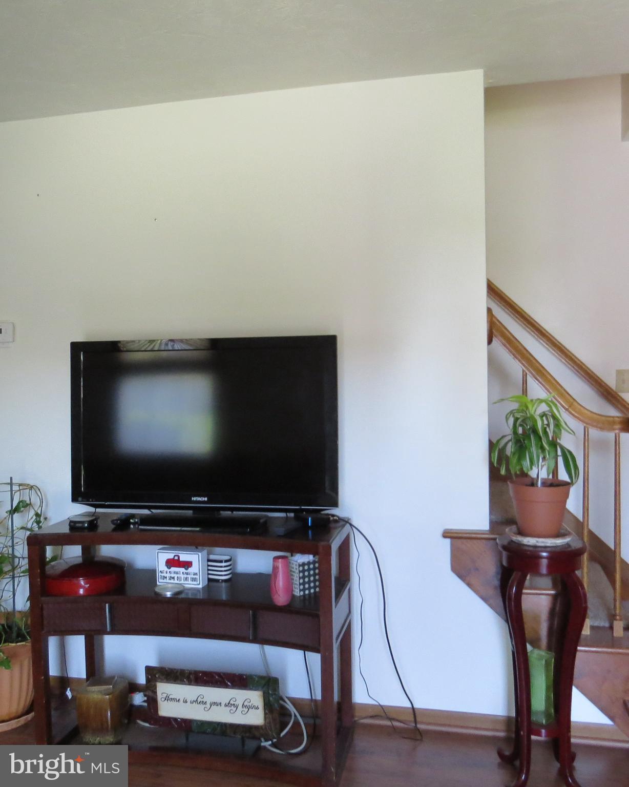 226 Georgetown Court Hanover, PA 17331 - Photo 8 of 35 Gallery Image 8