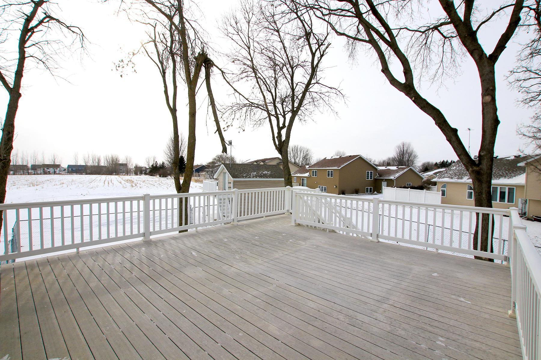 720 Tyler Street Southwest Hutchinson, MN 55350 - Photo 27 of 29