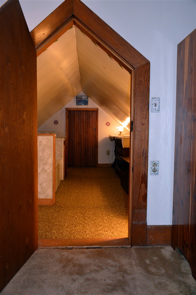 247 Burgess Road Bennington, VT 05201 - Photo 29 of 39