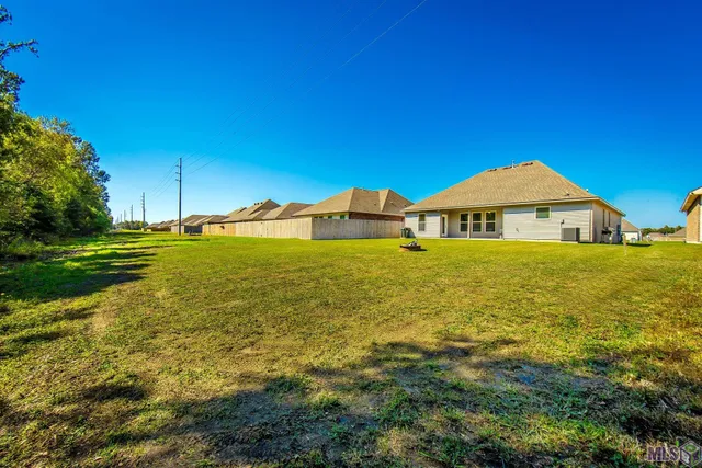 $2,500 | 208 Marie Claire Drive, Houma, LA 70364