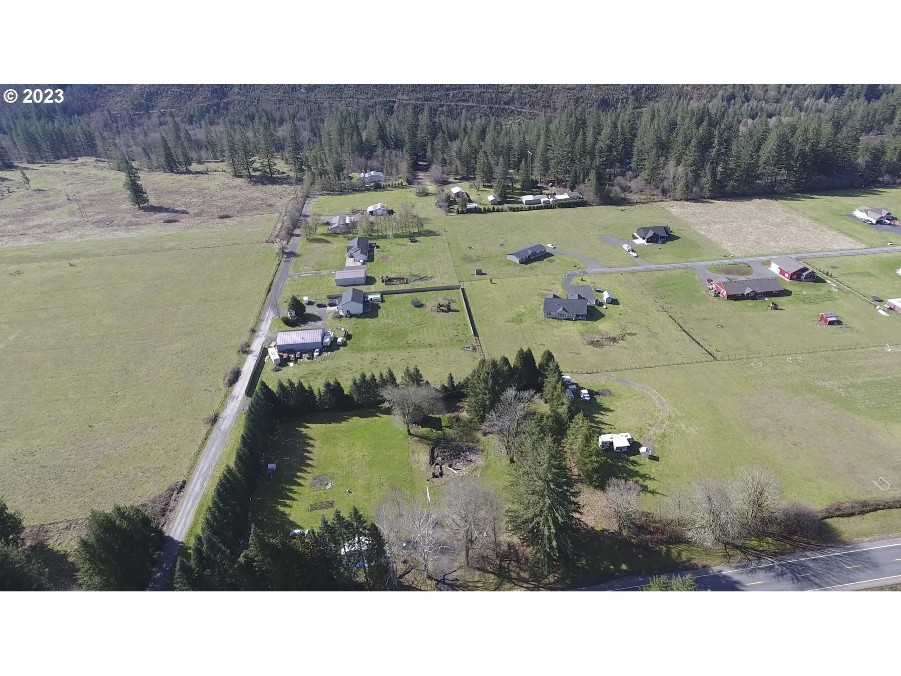 11642 Lewis River Road Ariel, WA 98603 - Photo 12 of 24 Gallery Image 12