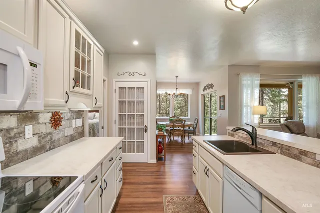 $945,000 | 4490 Vardon Road, New Meadows, ID 83654