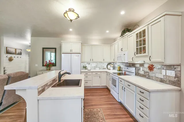 $945,000 | 4490 Vardon Road, New Meadows, ID 83654