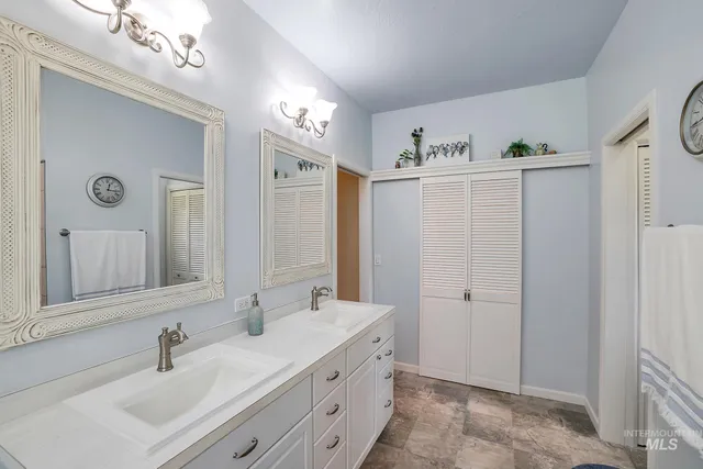 $945,000 | 4490 Vardon Road, New Meadows, ID 83654