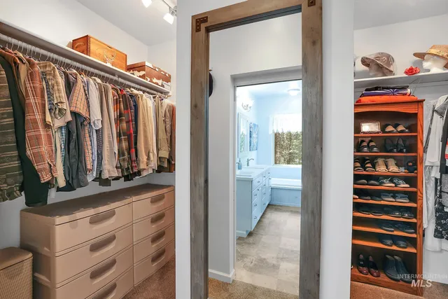 $945,000 | 4490 Vardon Road, New Meadows, ID 83654