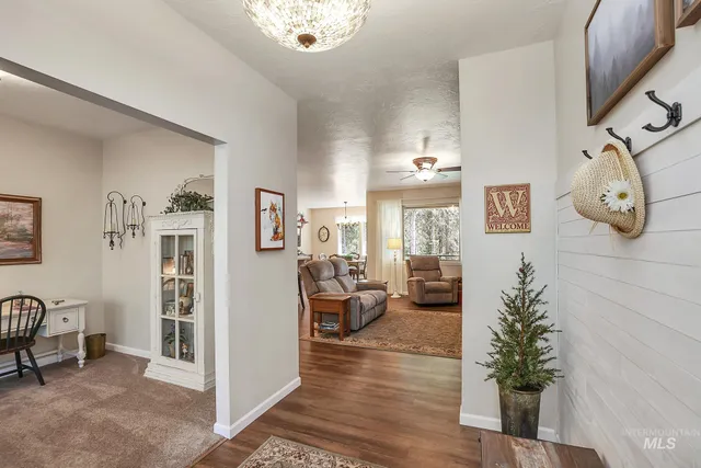 $945,000 | 4490 Vardon Road, New Meadows, ID 83654