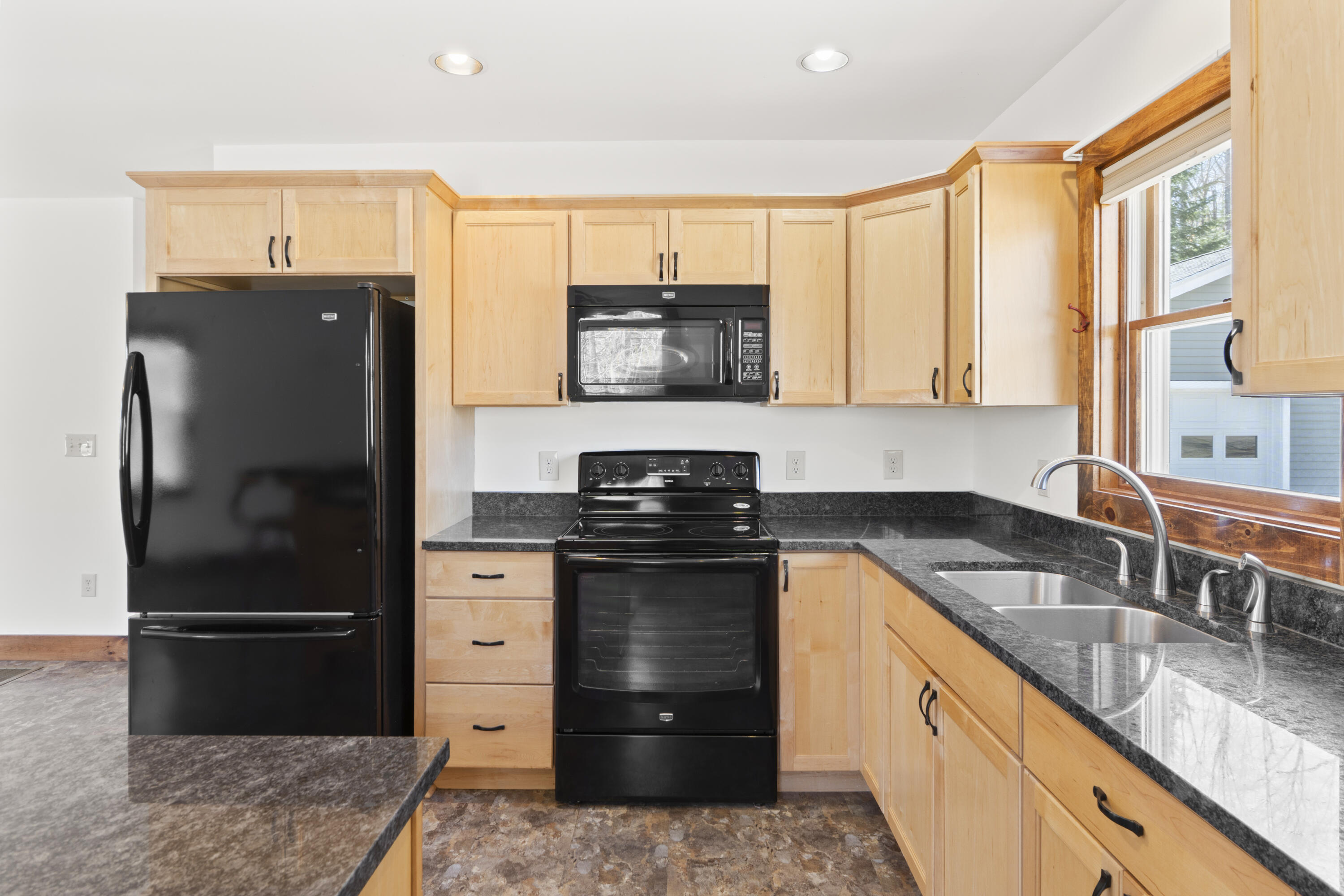 608 Waterford Road Norway, ME 04268 - Photo 5 of 47 Kitchen