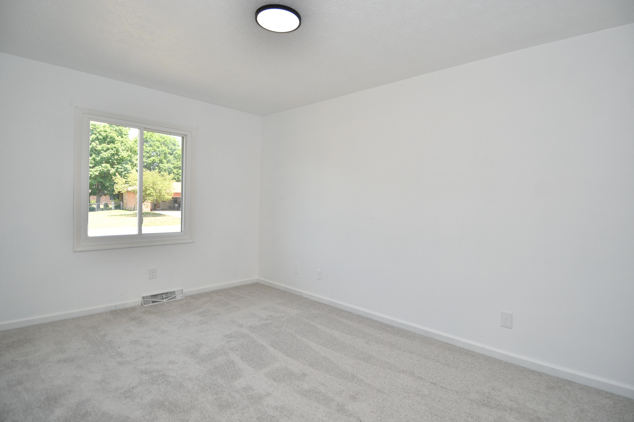 3155 Meridian Meadows Road Greenwood, IN 46142 - Photo 18 of 24