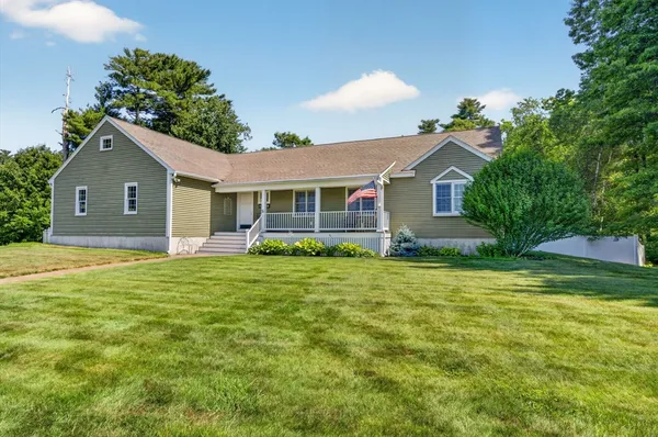 $825,000 | 16 Pond Street, Carver, MA 02330