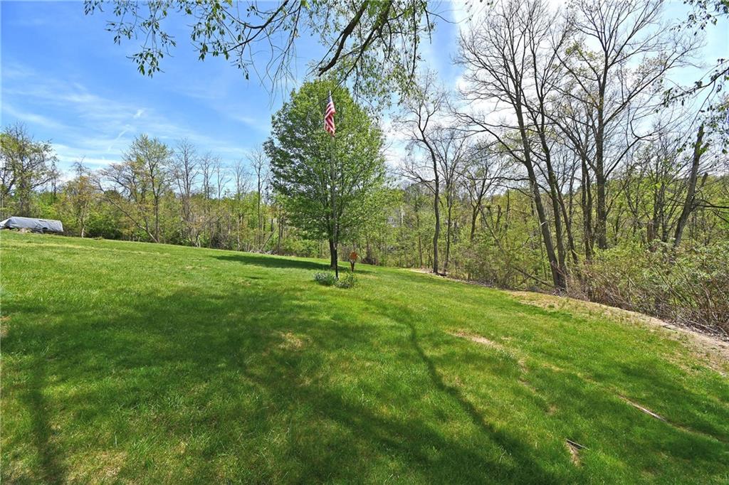 21 Robin Road McKees Rocks, PA 15136 - Photo 33 of 42 Gallery Image 33