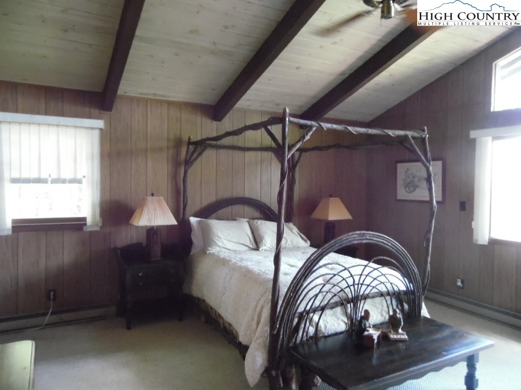 227 Deer Run Road Glade Valley, NC 28627 - Photo 12 of 25 Gallery Image 12
