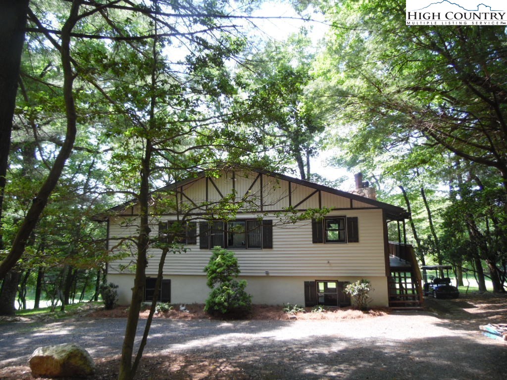 227 Deer Run Road Glade Valley, NC 28627 - Photo 5 of 25 Gallery Image 5