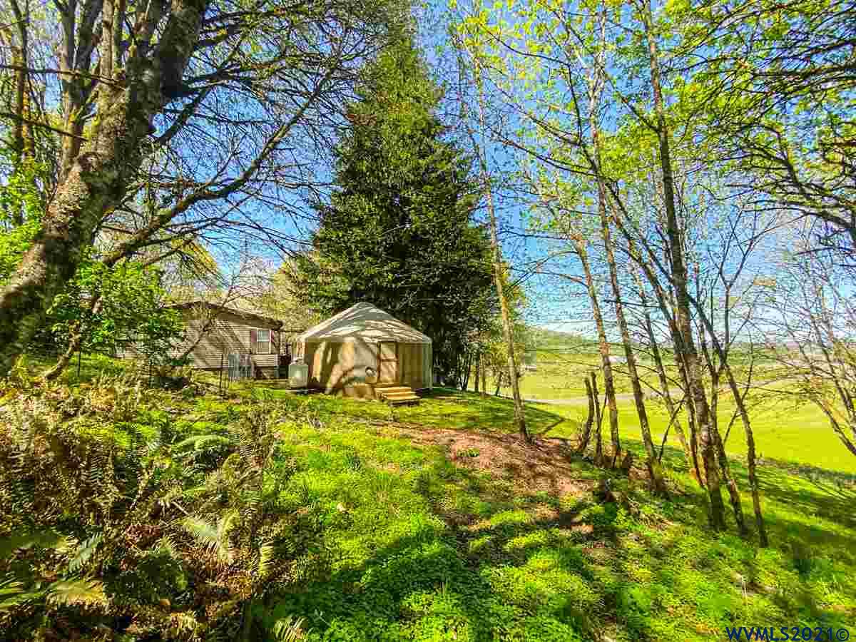 31149 Blueberry Hill Road Lebanon, OR 97355 - Photo 12 of 17 Gallery Image 12
