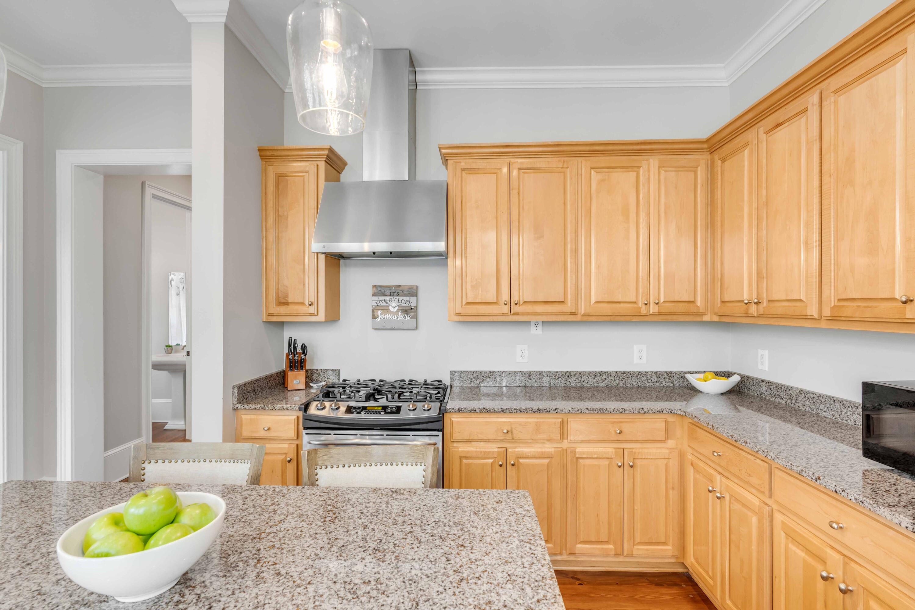 8 Marion Street Charleston, SC 29403 - Photo 23 of 61 Kitchen
