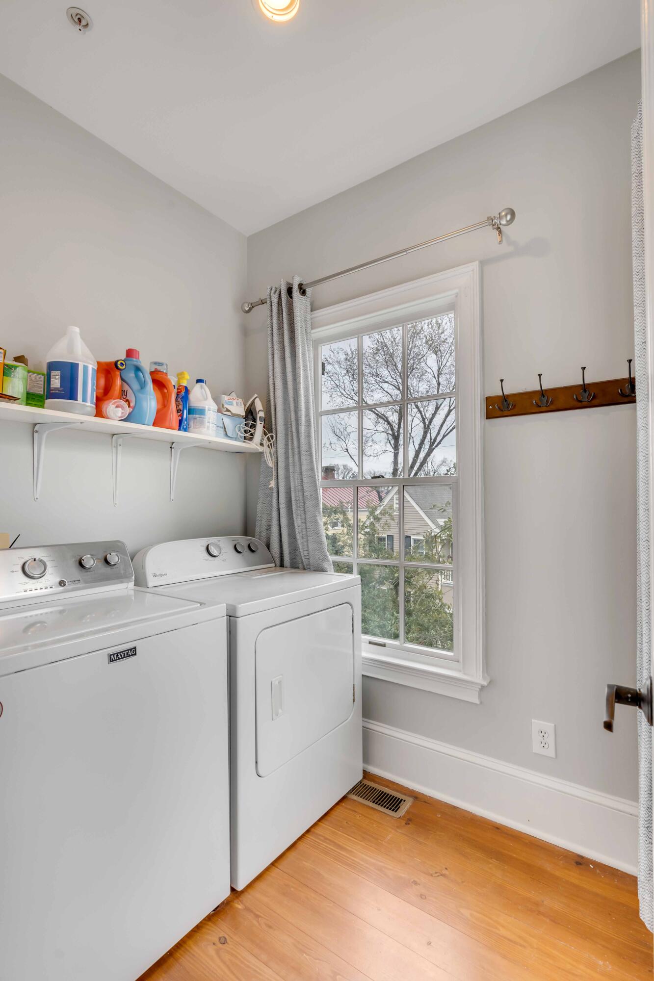 8 Marion Street Charleston, SC 29403 - Photo 32 of 61 Laundry Room