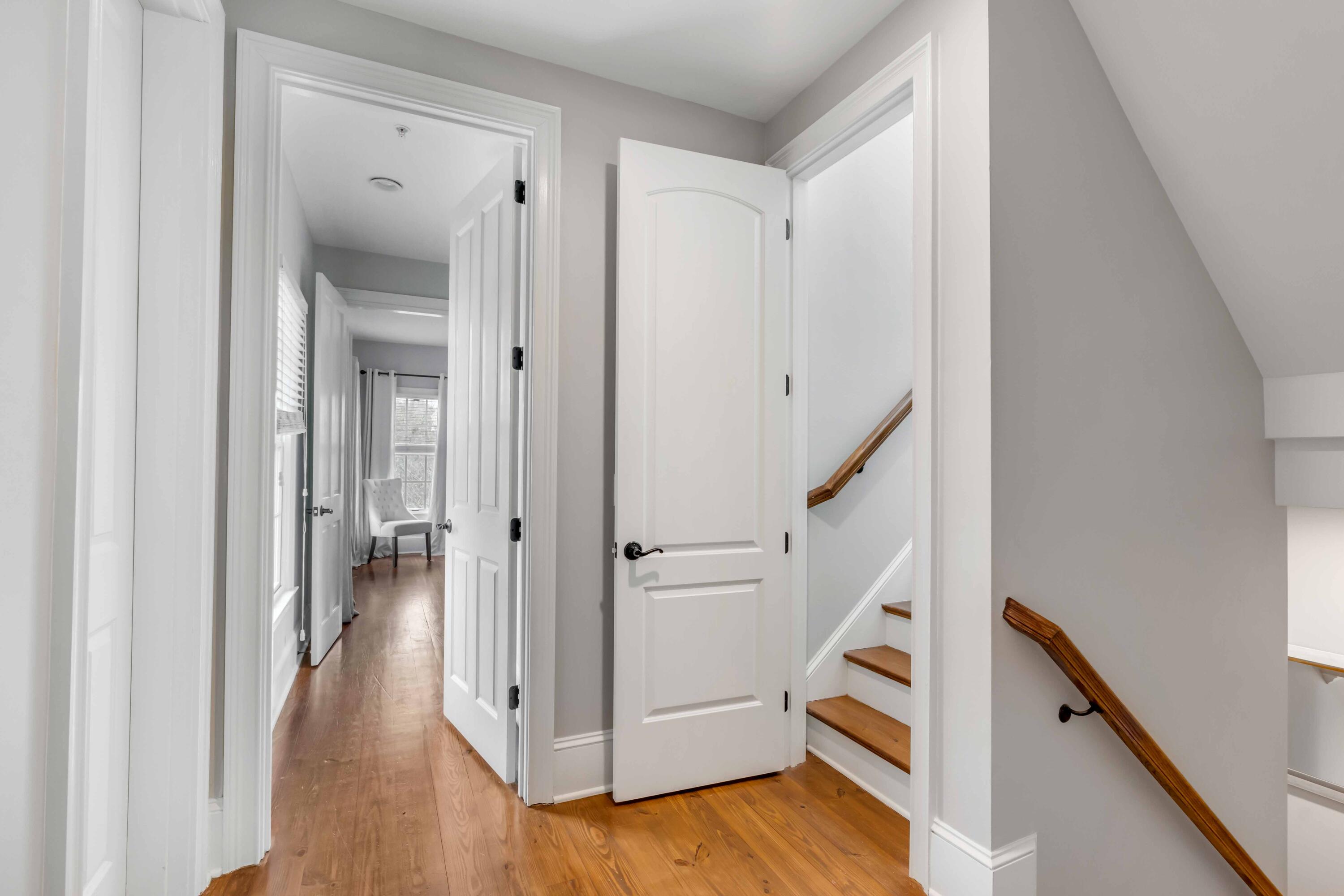 8 Marion Street Charleston, SC 29403 - Photo 40 of 61 Second Floor Landing