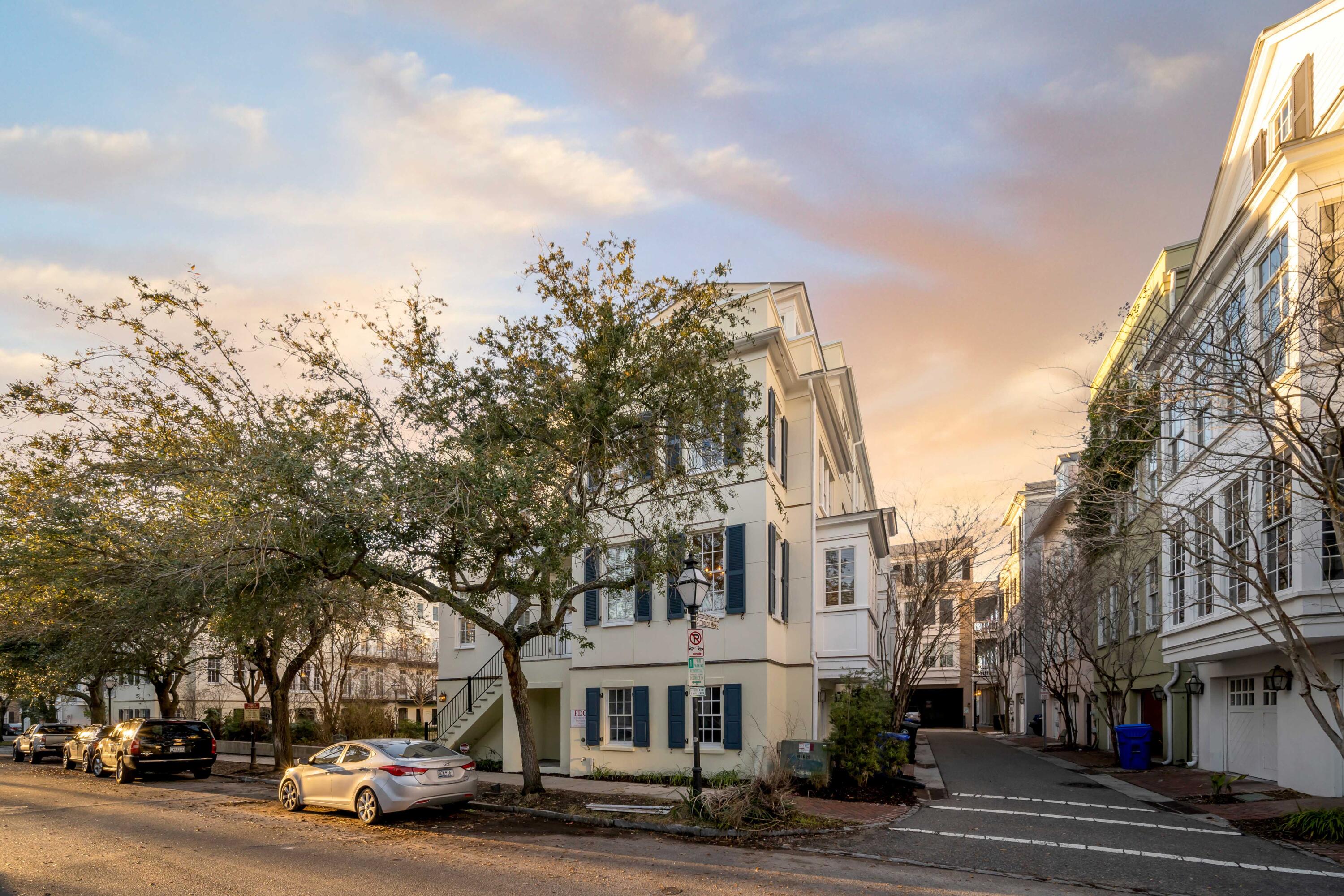 8 Marion Street Charleston, SC 29403 - Photo 47 of 61 2 Car Garage