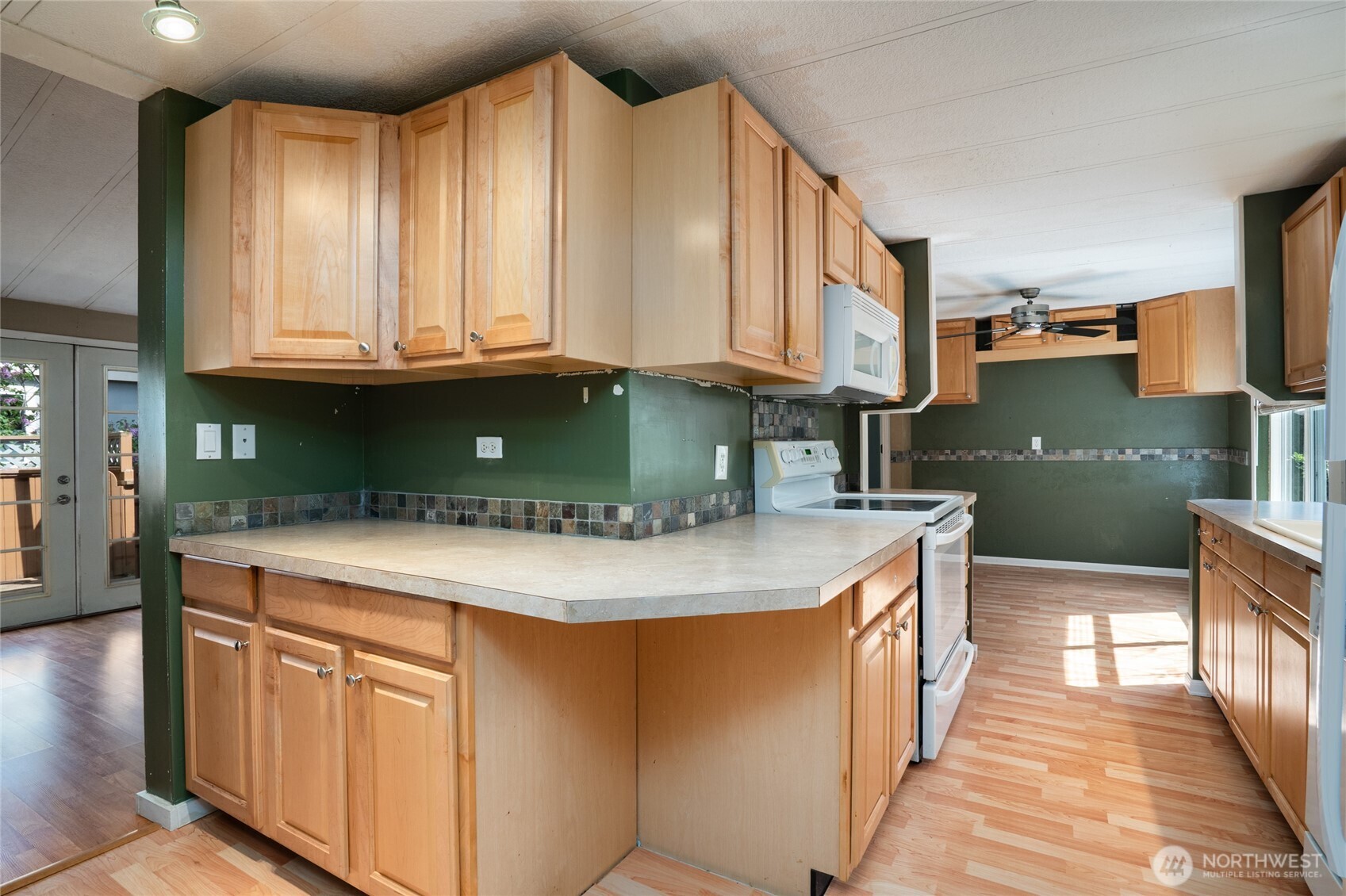 1014 West Smith Road, Unit 10 Bellingham, WA 98226 - Photo 6 of 12 Gallery Image 6