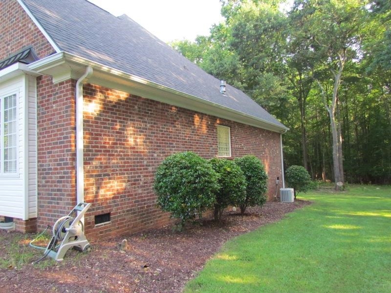 315 Farm Lake Road Boiling Springs, SC 29316 - Photo 23 of 26 Gallery Image 23