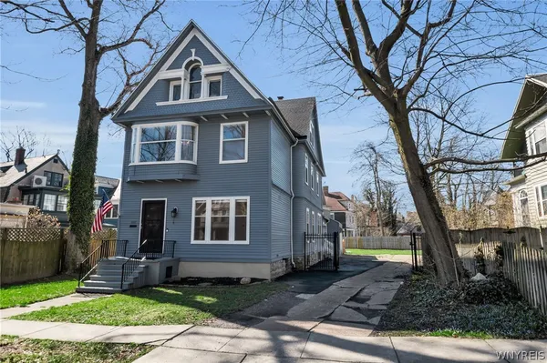 $3,700 | 887 West Ferry Street, Buffalo, NY 14209