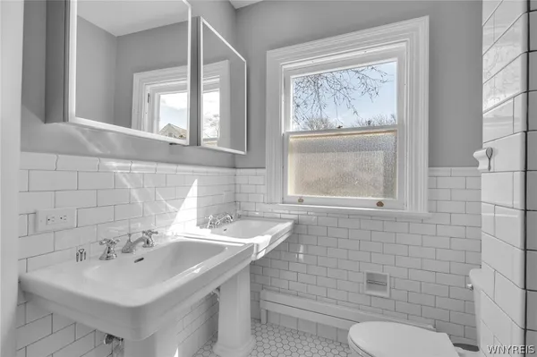 $3,700 | 887 West Ferry Street, Buffalo, NY 14209