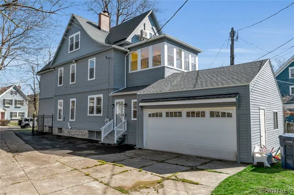 $3,700 | 887 West Ferry Street, Buffalo, NY 14209