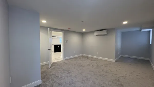 $3,000 | 164 Beach 124th Street, Unit 3 | Rockaway Park