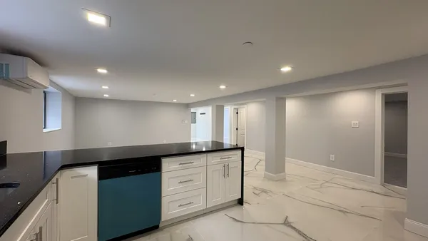 $3,000 | 164 Beach 124th Street, Unit 3 | Rockaway Park