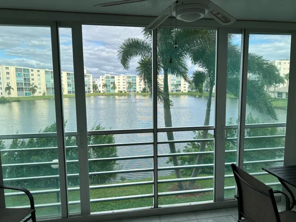 $2,500 | 141 Southeast 3rd Avenue, Unit 203, Dania Beach, FL 33004
