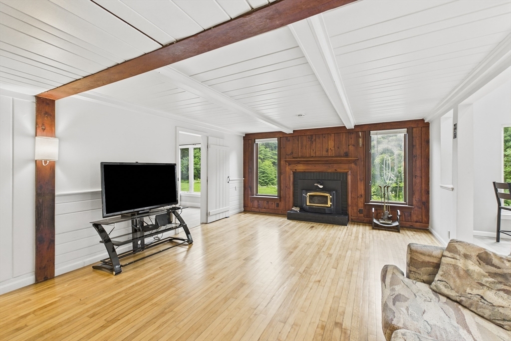 350 Main Road Montgomery, MA 01085 - Photo 3 of 41