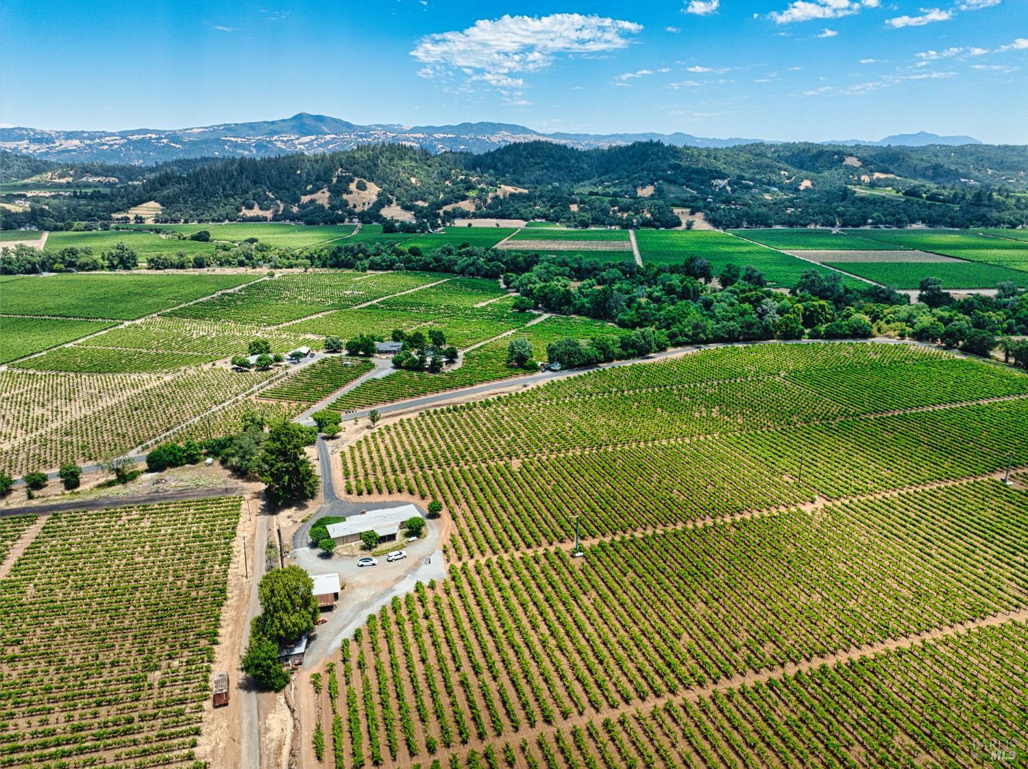 7874 West Dry Creek Road, Unit LOT 5 Healdsburg, CA 95448 - Photo 5 of 20 a view of a city