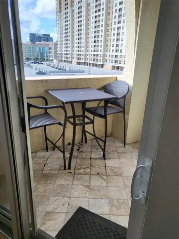 $350,000 | 520 Southeast 5th Avenue, Unit 3404, Fort Lauderdale, FL 33301