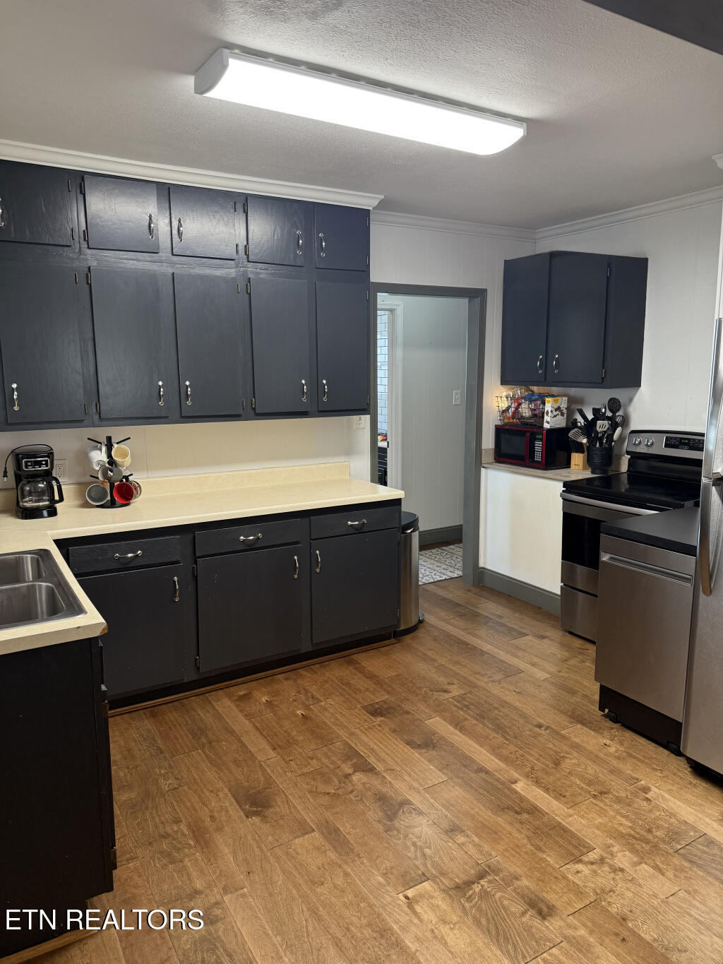 715 Ferry Street Loudon, TN 37774 - Photo 9 of 14 715-Ferry-Street-09