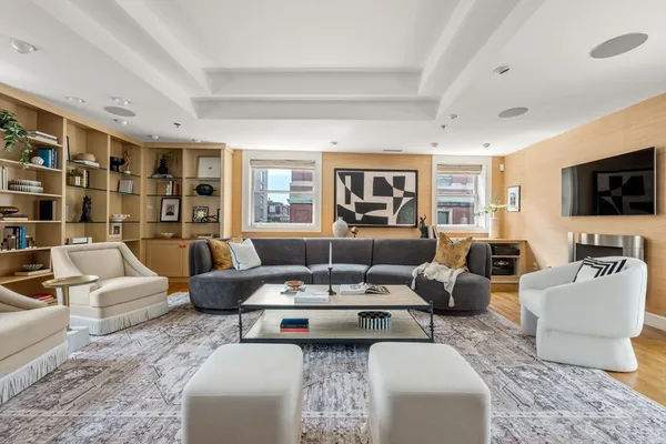 $1,850,000 | 57 East Concord Street, Unit 9, Boston, MA 02118