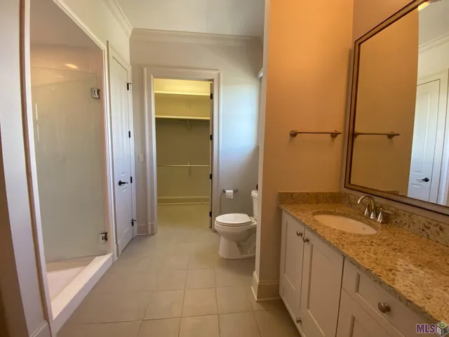 $2,200 | 8021 Village Plaza Court, Unit 3D, Baton Rouge, LA 70810