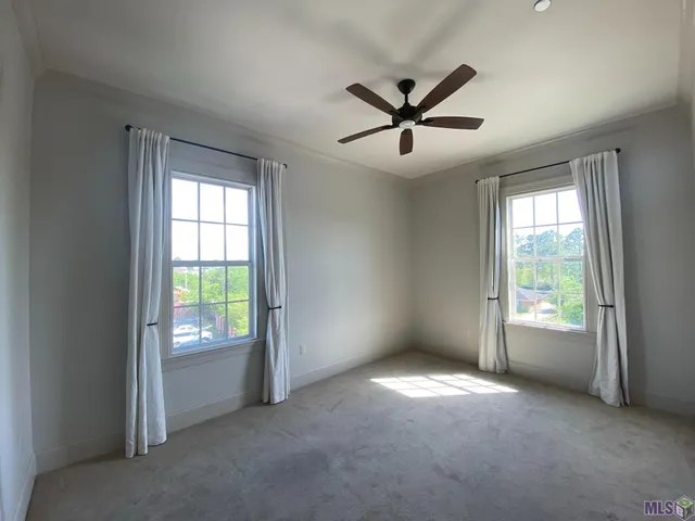 $2,200 | 8021 Village Plaza Court, Unit 3D, Baton Rouge, LA 70810