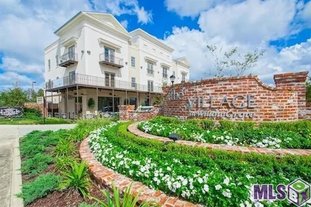 $2,200 | 8021 Village Plaza Court, Unit 3D, Baton Rouge, LA 70810
