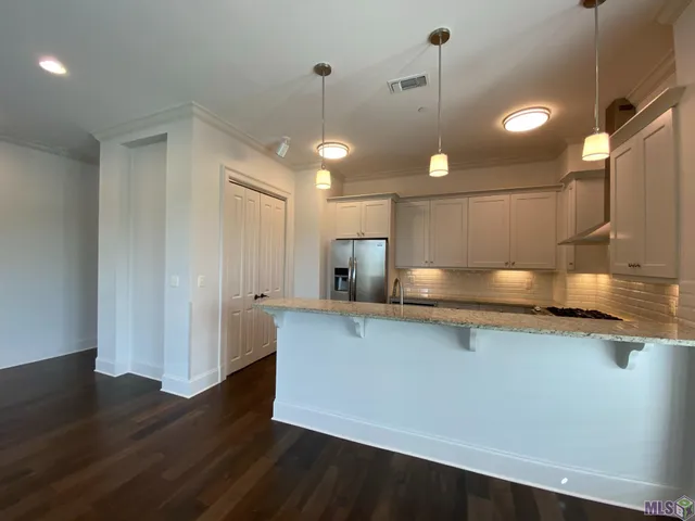$2,200 | 8021 Village Plaza Court, Unit 3D, Baton Rouge, LA 70810