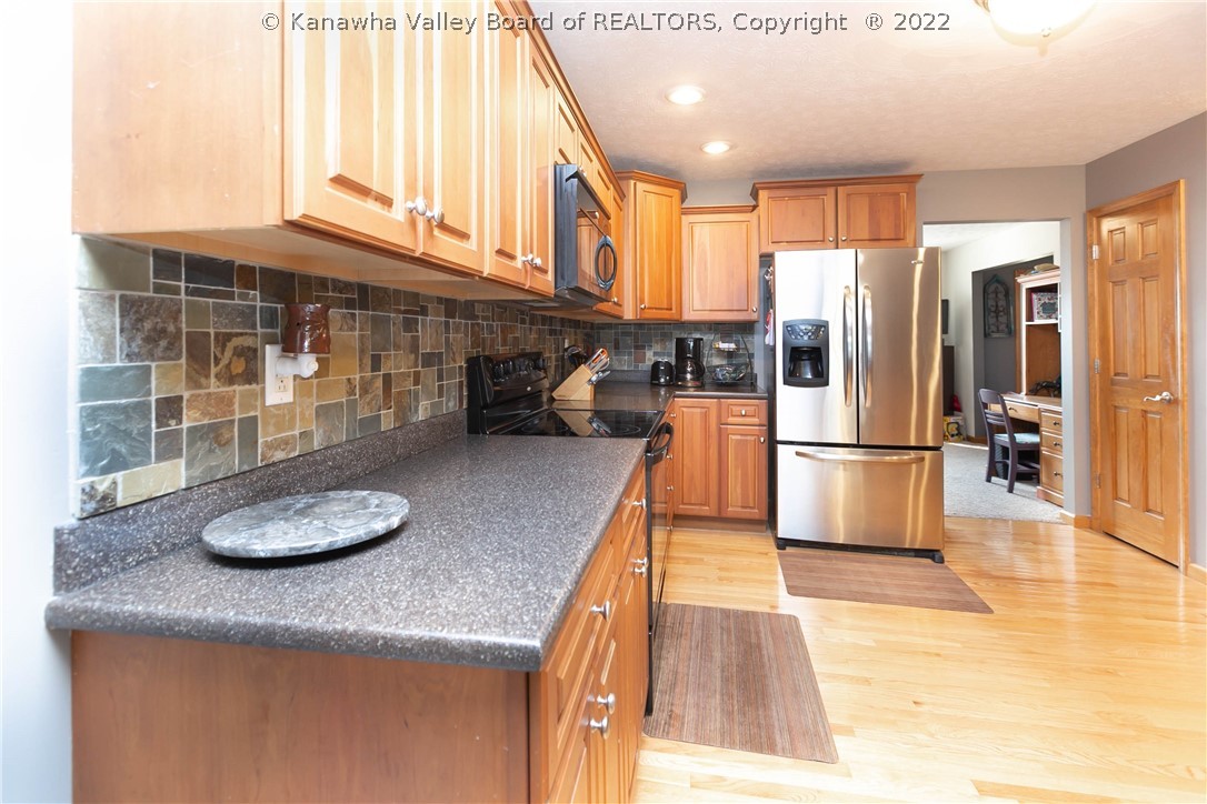 25 Baker Drive Winfield, WV 25213 - Photo 12 of 50 Gallery Image 12