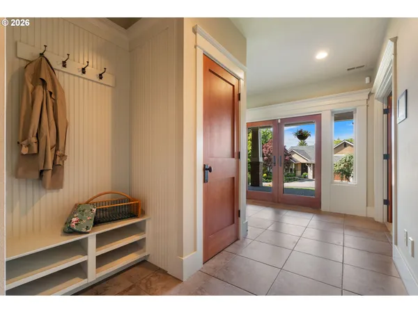 $1,289,900 | 1046 Northwest Deerfern Loop, Camas, WA 98607