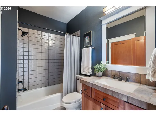 $1,289,900 | 1046 Northwest Deerfern Loop, Camas, WA 98607