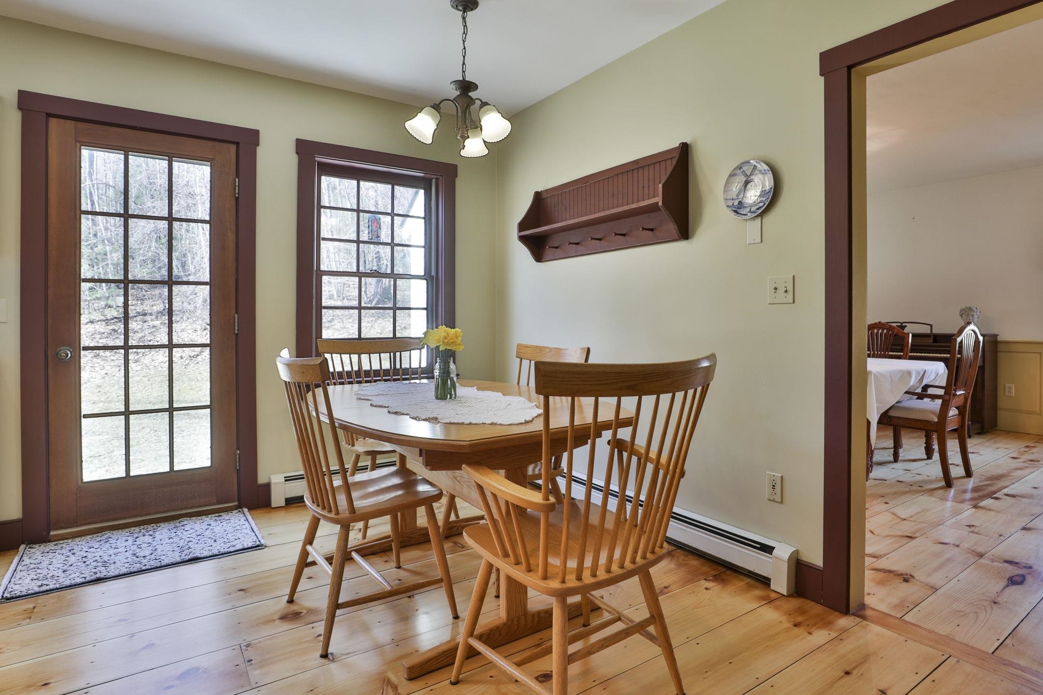 189 Carriage Road New Boston, NH 03070 - Photo 16 of 52